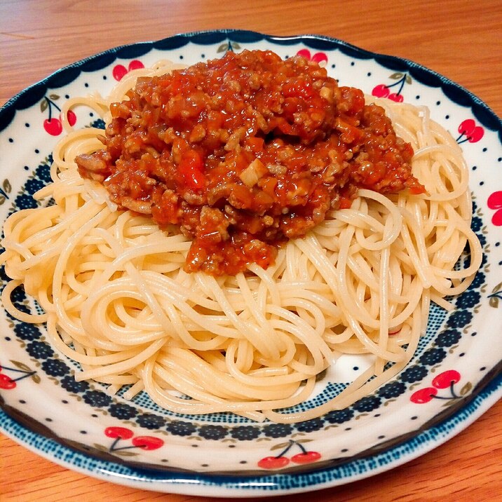 トマトジュースで簡単！ミートソーススパゲティ